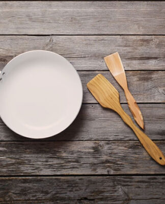 Jak wybrać patelnię ceramiczną, by nie żałować patelnia ceramiczna